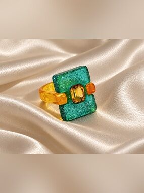 💚 Green & Yellow Geometric Resin Statement Ring | 7 | Crystal | Chunky Acrylic